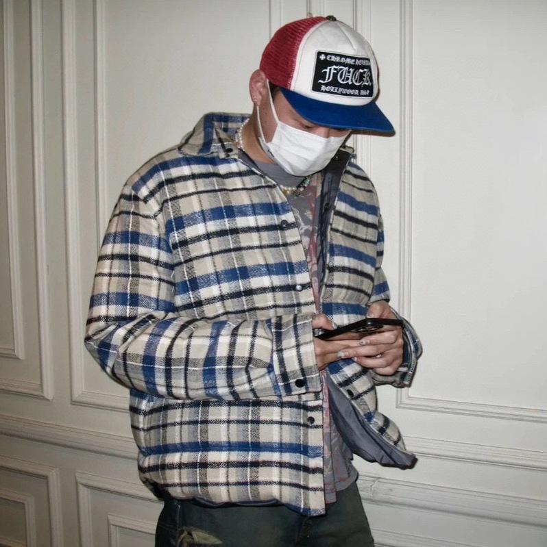 High-Quality Plaid Lapel Down Jacket: Pure Cotton, Brushed, Neutral Old Money Style, Loose Fit, Warm Zipper Outerwear.
