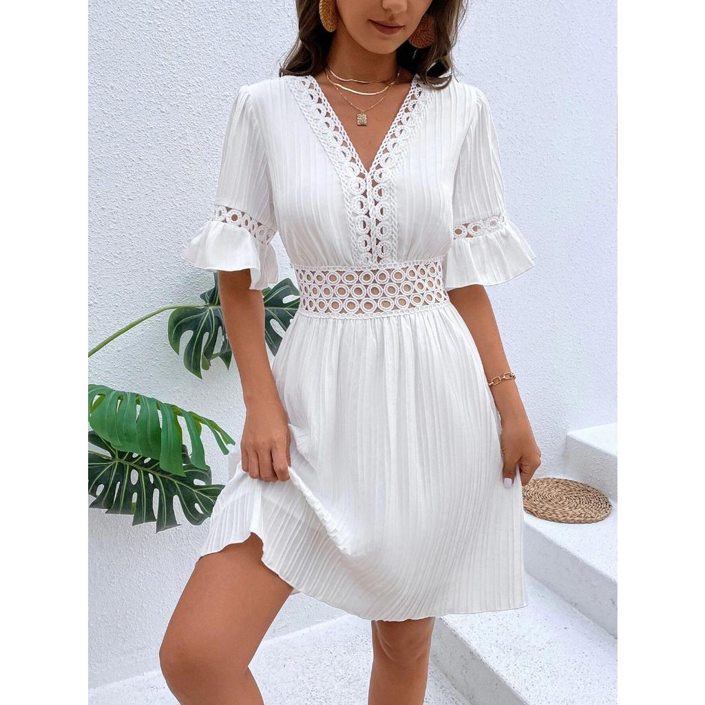 Women's New Summer Splicing Lace Fashion V-neck Waist Solid Color Dresses
