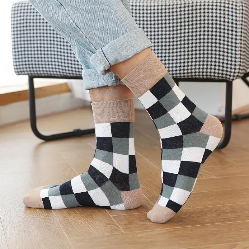 Men's Fashion Plaid Cotton Socks - Casual Business Autumn/Winter Style, British Trendy Mid-Calf, Colorful Design