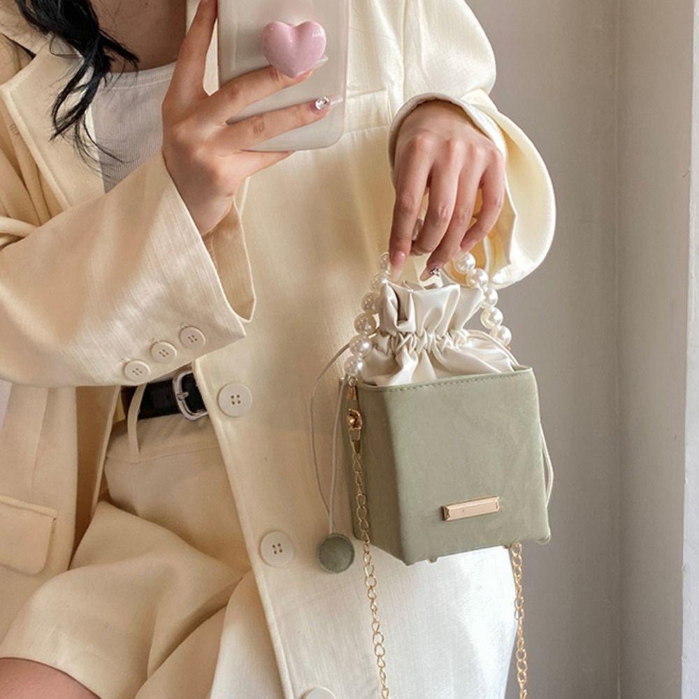 

Pu Leather Drawstring Crossbody Bag Square Luxury Shoulder Bag Elegant Women Bucket Bag Lady білий