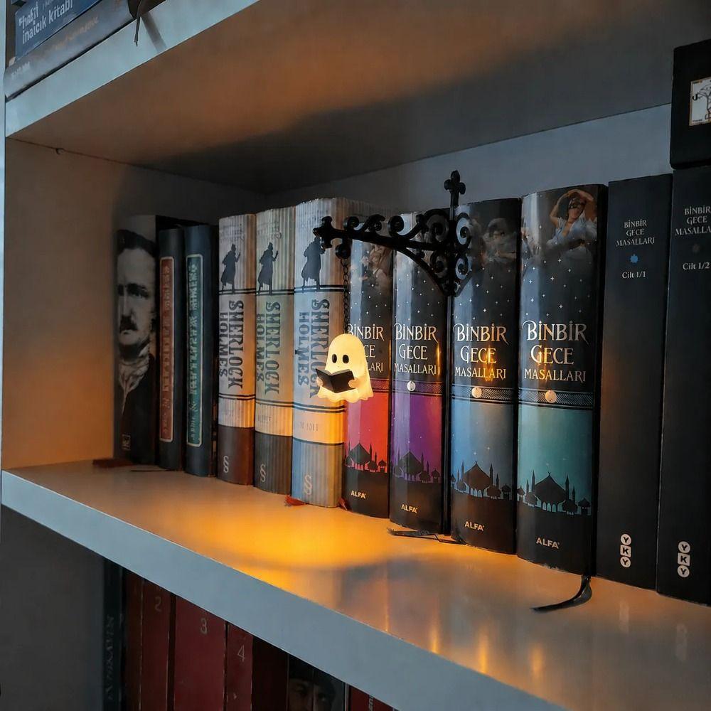 Vintage Bookshelf Lantern Light Warm White Bookshelf Lamp Decorative for Home