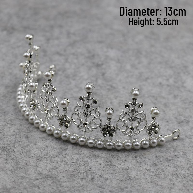 Queen Crown Cake Decoration with Lace, Pearls, and Baby's Breath for Birthdays