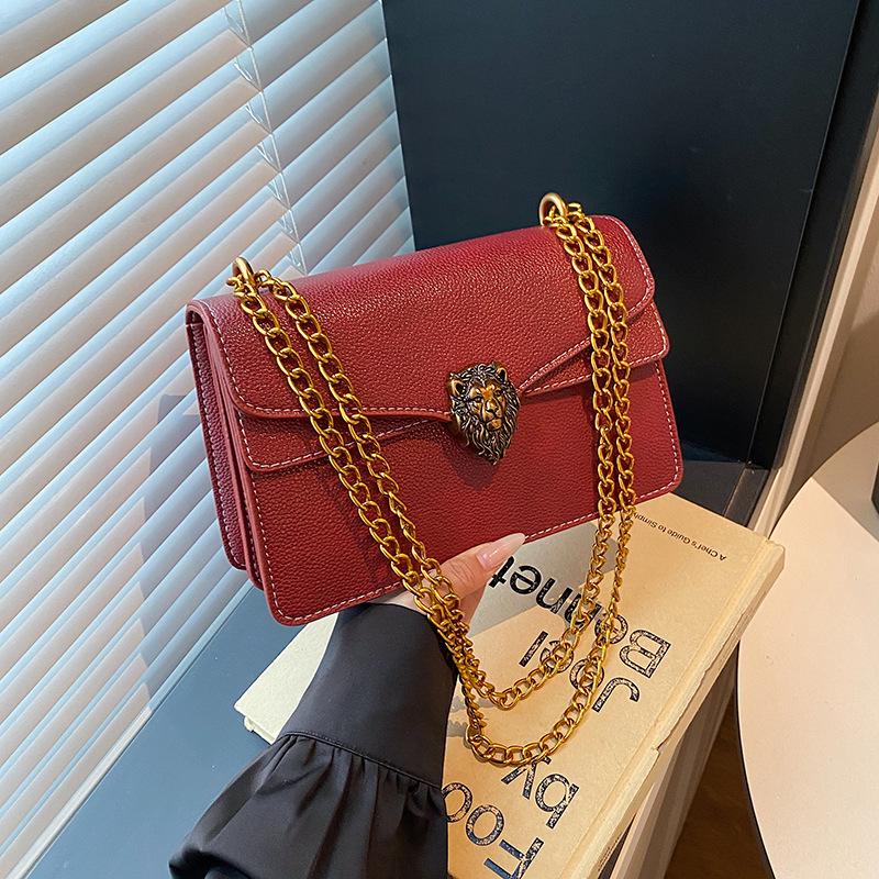 

Elegant High-Capacity Chain Square Shoulder & Crossbody Bag for Women - European and American Fashion
