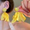 Dopamine petal mesh stud earrings new popular seaside vacation wind earrings exaggerated temperament versatile earrings wholesale