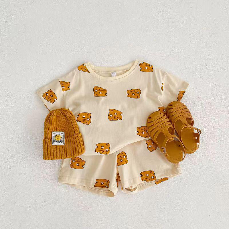 "Ice Silk Baby Summer Pajamas: Loose, Short-Sleeved, Cool Sleepwear for Boys and Girls"