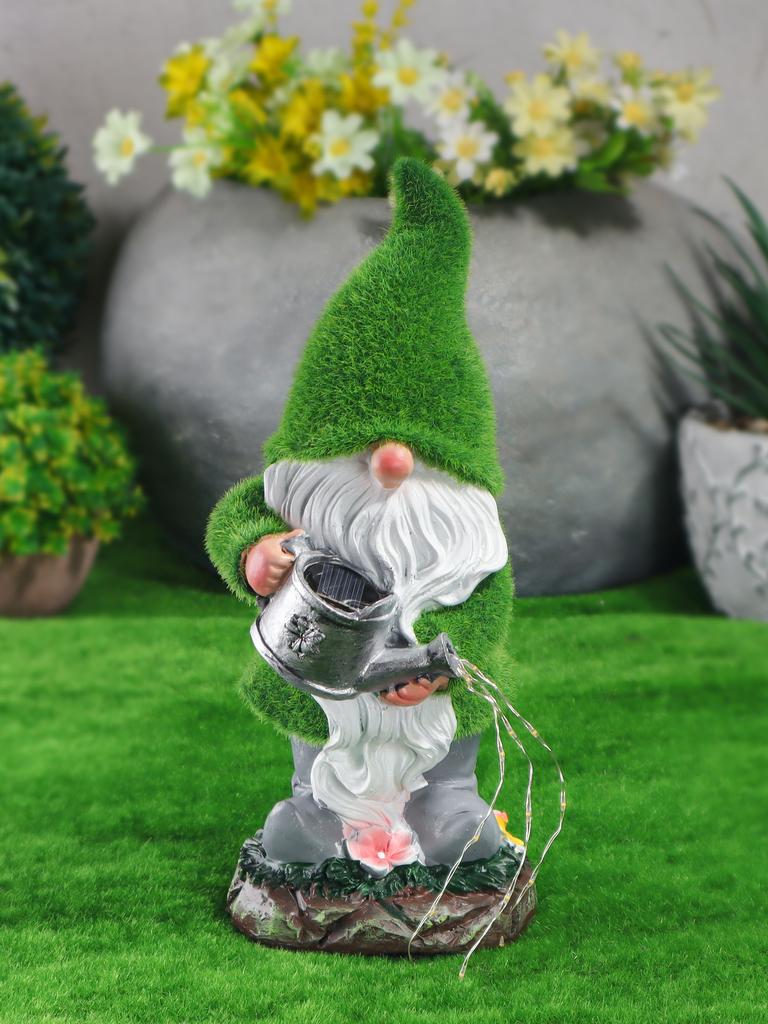 Garden Courtyard Decorative Figurines, Outdoor Plush Gnomes, Solar Powered Watering Fairy Lights, Resin Craft Ornaments