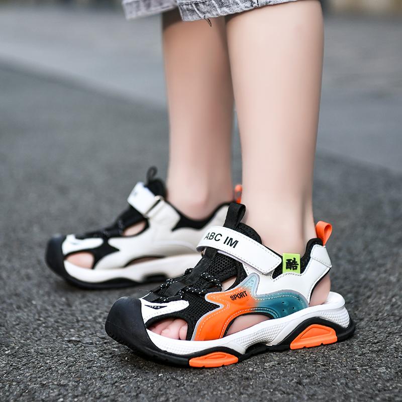 Summer hollow breathable sports sandals boys' casual beach shoes comfortable, soft, fashionable anti-collision toe sandals 27-38