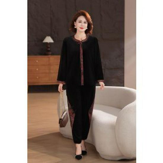 

Mom s 2026 Spring & Autumn Fashion: Stylish Long-Sleeve Blouse for Middle-Aged & Elderly Women 2XL