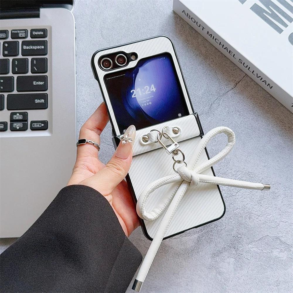 Stripe Texture PU Leather Cover with Bowknot Pendants for Samsung Galaxy Z Flip 6 5 4 3 5G Hard PC Hinge Protective Phone Case