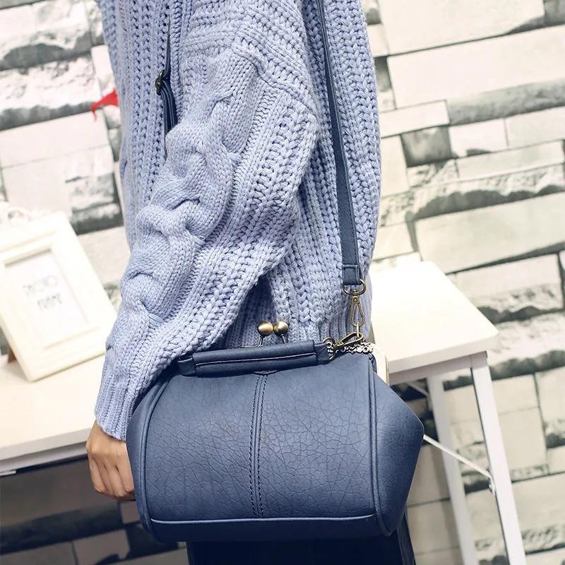 Vintage Luxury Shoulder Bags For Women Clip Handbag Totes Retro PU Leather Crossbody Messenger Bag Lady Clutch