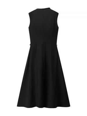Rochie de damă fără mâneci, evazată, cu guler înalt și croială cambrată în talie