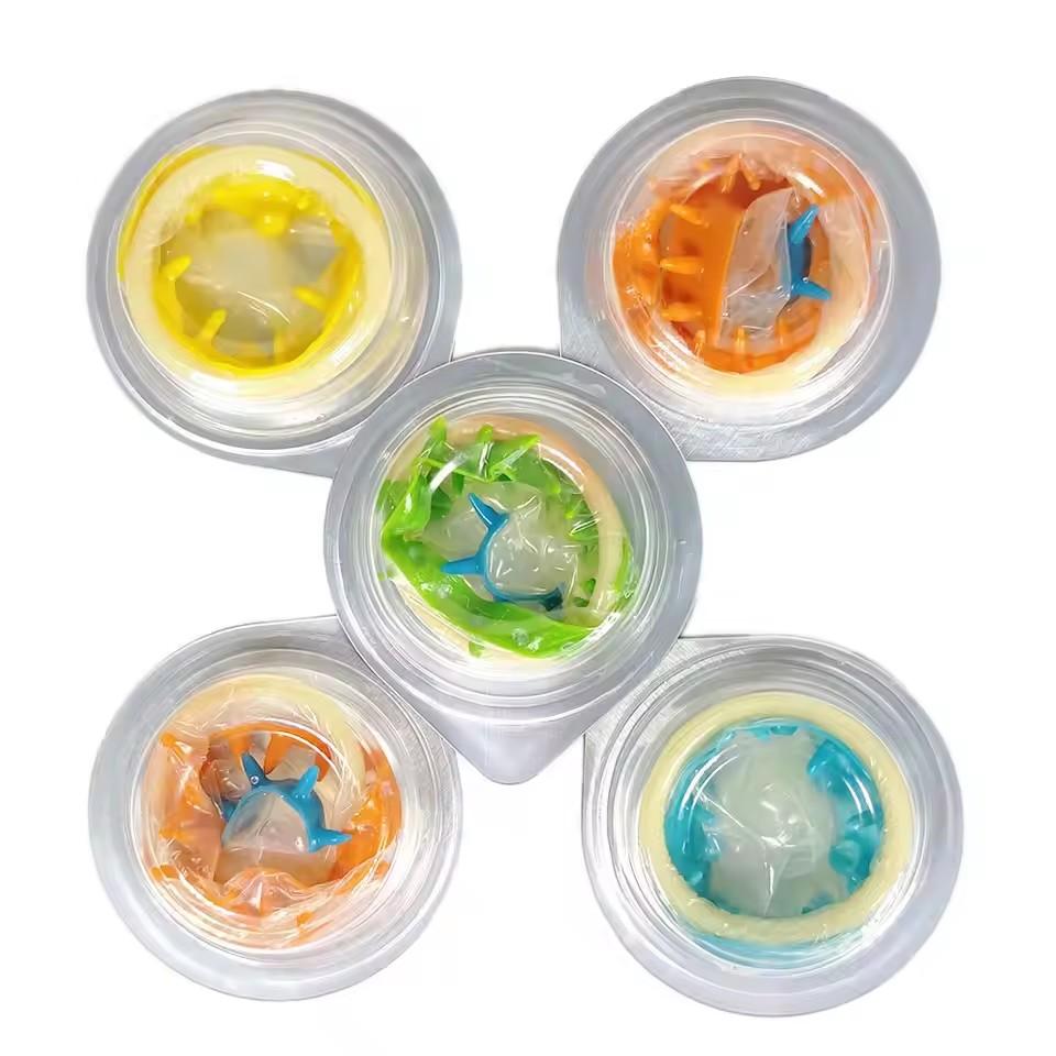 5 pcs Men Condoms Adult Sex Products Sensation Female G-spot Vaginal Stimulation Condoms Sophora Viciifolia Spike Penis Sleeve