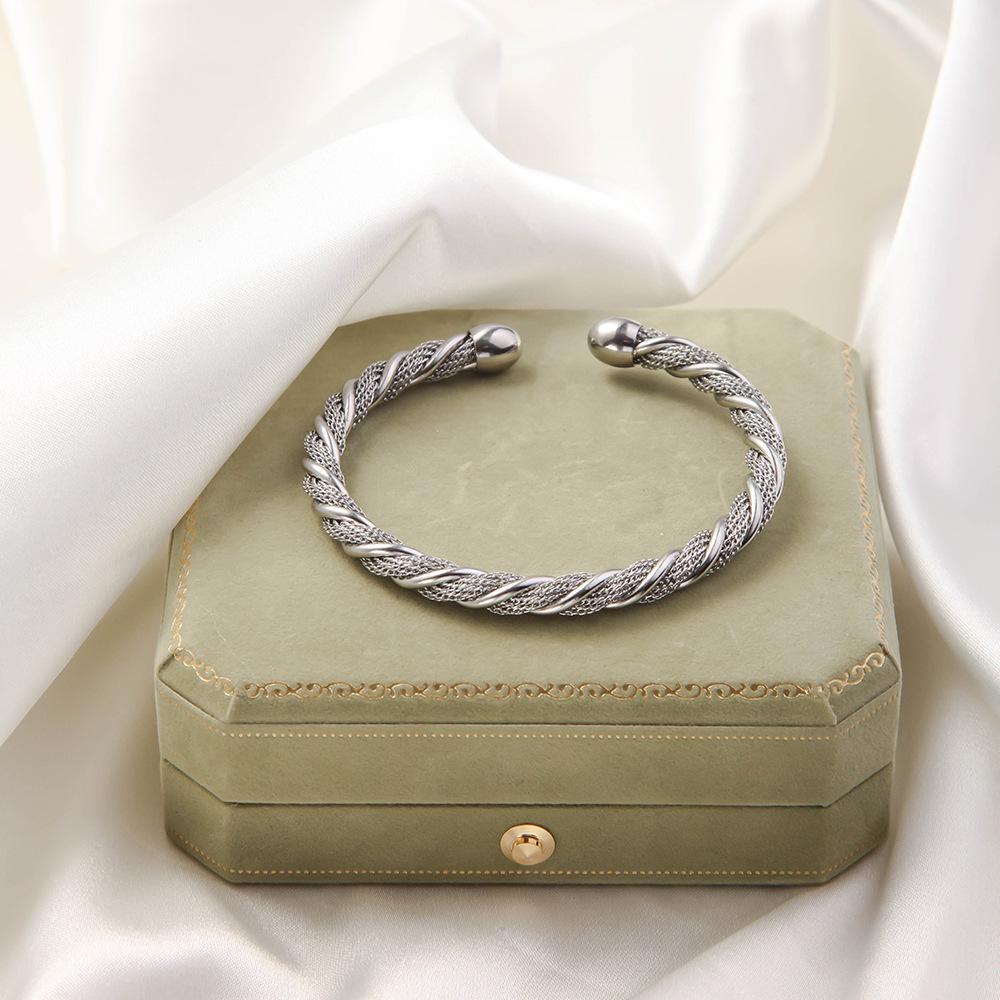 Personalized High-End Titanium Steel Open Cuff Bracelet for Women - Stretchy, Irregular Design, Exquisite Non-Fading Finish