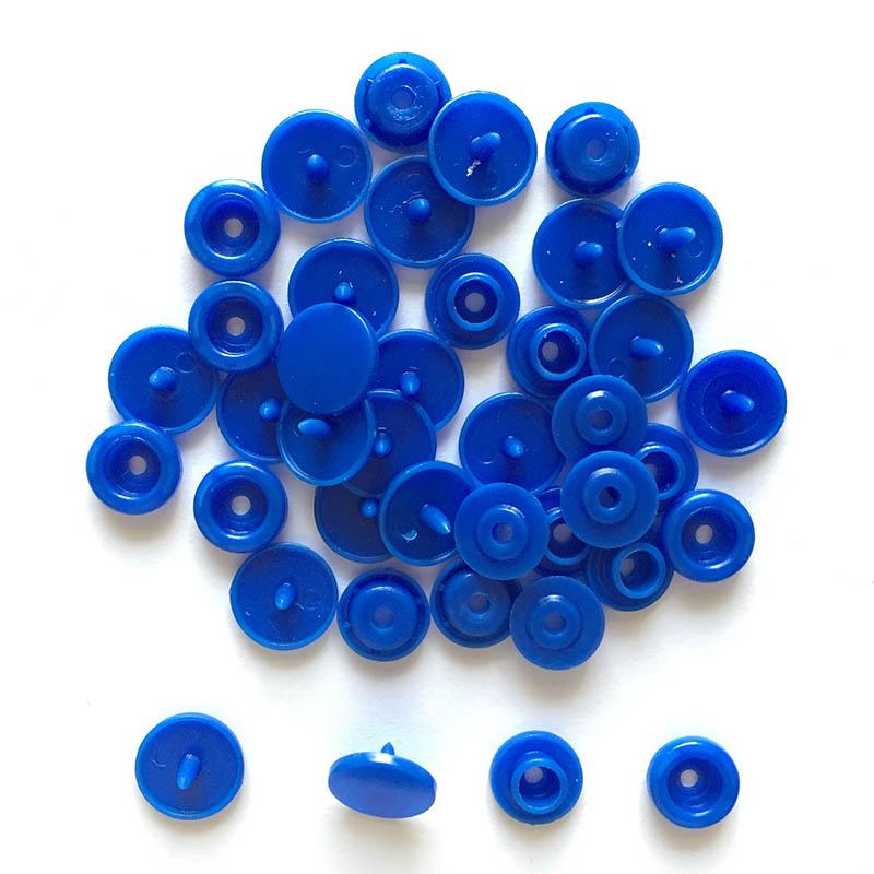 50 Sets runde Kunststoff-Druckknöpfe T5 Taschenordner Dunkle Schnalle Knopf Harz Bekleidungszubehör Für Kleidung Scrapbooking