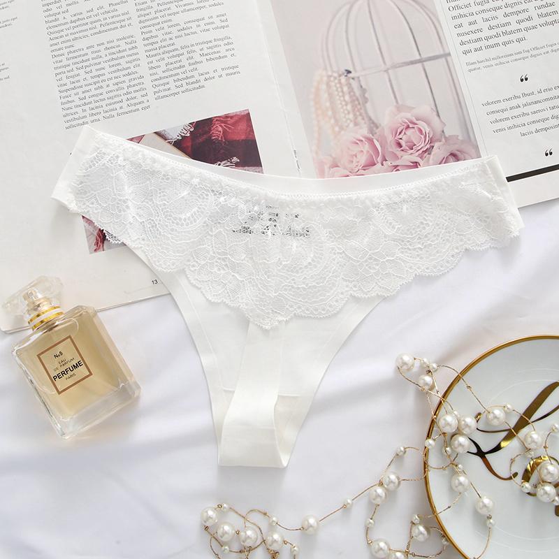 Women Floral Hollow Out Lace Panty Women's Sexy Lace Panties Low-Waist Briefs Sexy Perspective Intimate Female Underpants