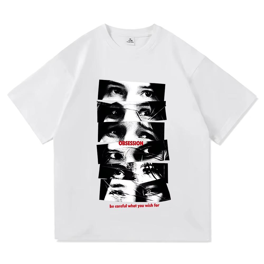 Obsession Grafik T-Shirt Zerrissen Geschnittenes Auge Fotocollage Schwarz Weiß Used Look Roter Textdruck Kurzarm Rundhals Unisex Dunkle Streetwear Oberteile T-Shirts