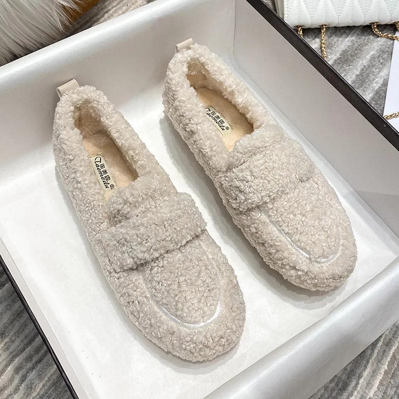Fashion 2024 new women's winter warm outdoor shoes plush design british style white snow boots Ladies' casual flats Large size 41-43