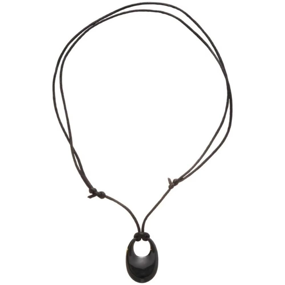 Halskette mit ovalem Anhänger, hohl, PU-Leder, Damenhalskette, elegante Pulloverketten