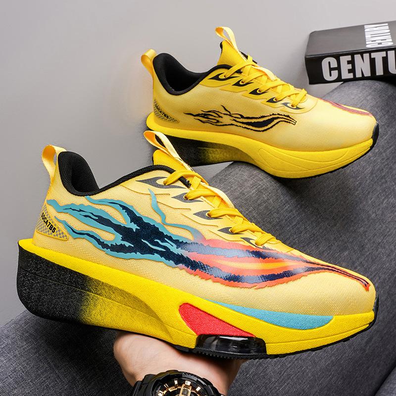 New Ultra-light Outdoor Soft-soled Shock-absorbing Sports Shoes for Men and Women, Versatile Wear-resistant and Non-slip Racing Carbon Board Running