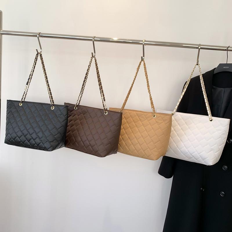 2025 New Plaid Tote Large Bag Casual Simple Chain Shoulder Bag Large Capacity Retro Solid Color Underarm Bag