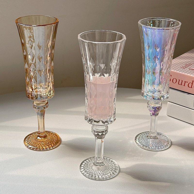 ZISIZ French Embossed Champagne Glass