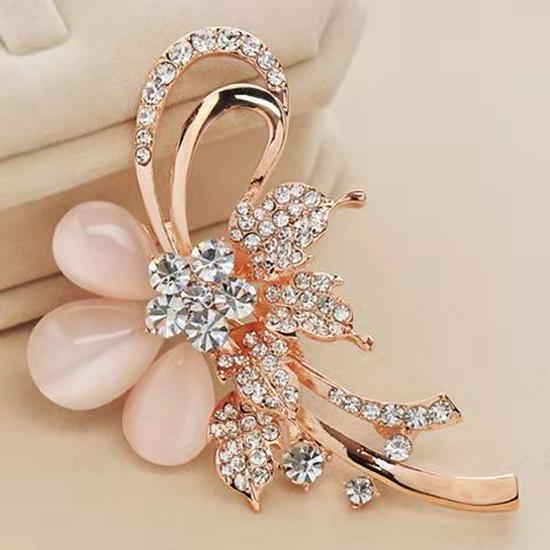 Elegant Luxury Brooch: Versatile and Exquisite Pin for Suit Jackets - Japanese and Korean Inspired Design