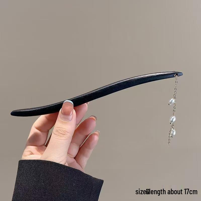 Sandalwood Women's Hairpin: Elegant Modern-Chinese Style Wooden Updo Stick
