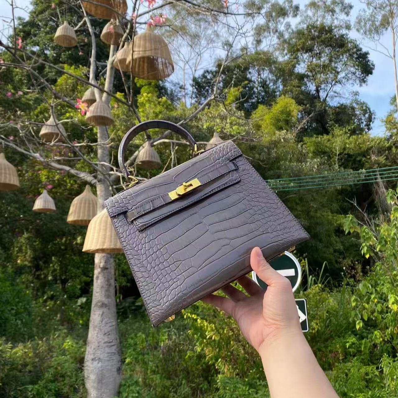 2023 летняя новая стильная сумка, ручная качественная женская сумка на одно плечо с наклонной ручкой L