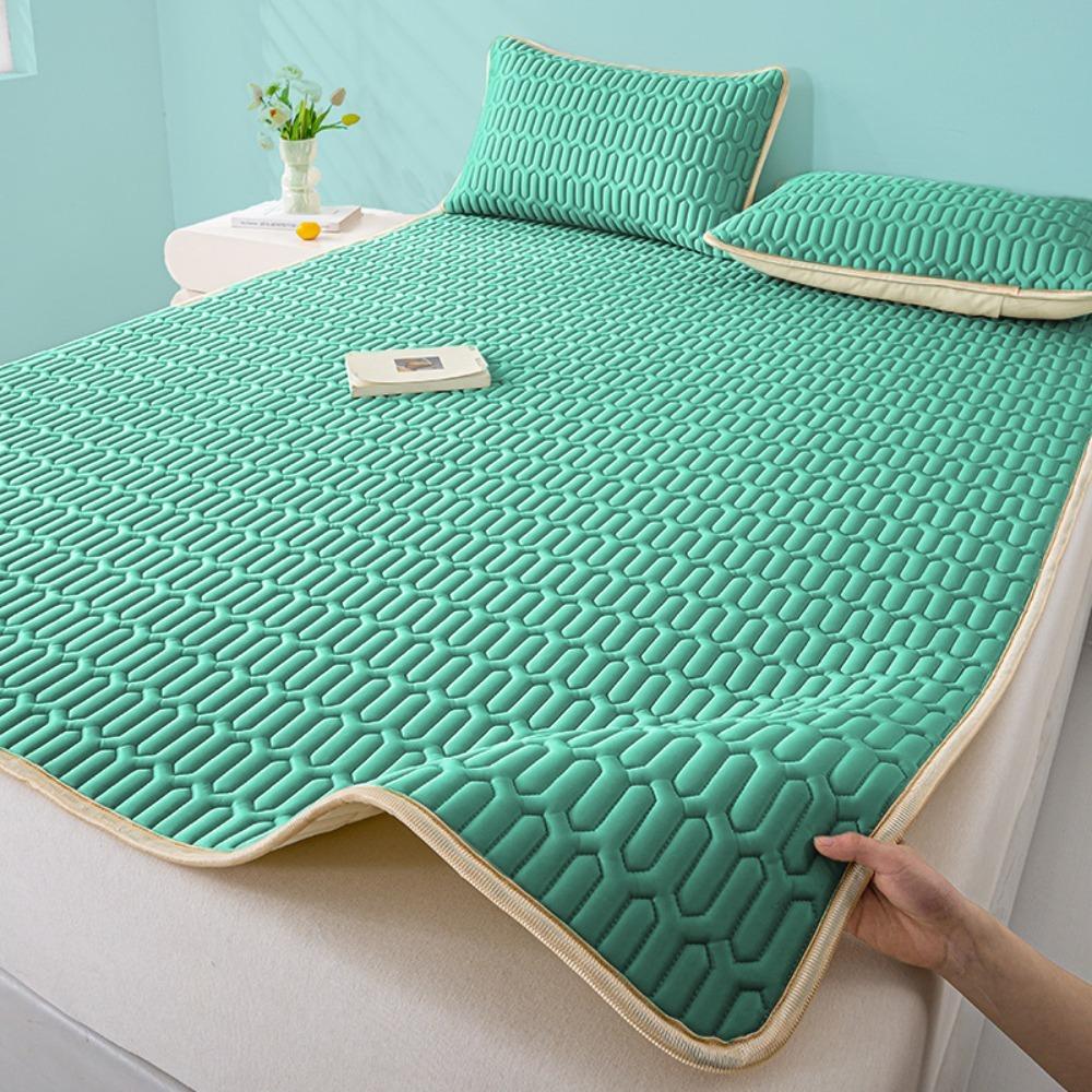 Quilted Bed Sheet Cooling Pad Anti-wrinkle Summer Sleeping Mat Durable Bedspread Summer
