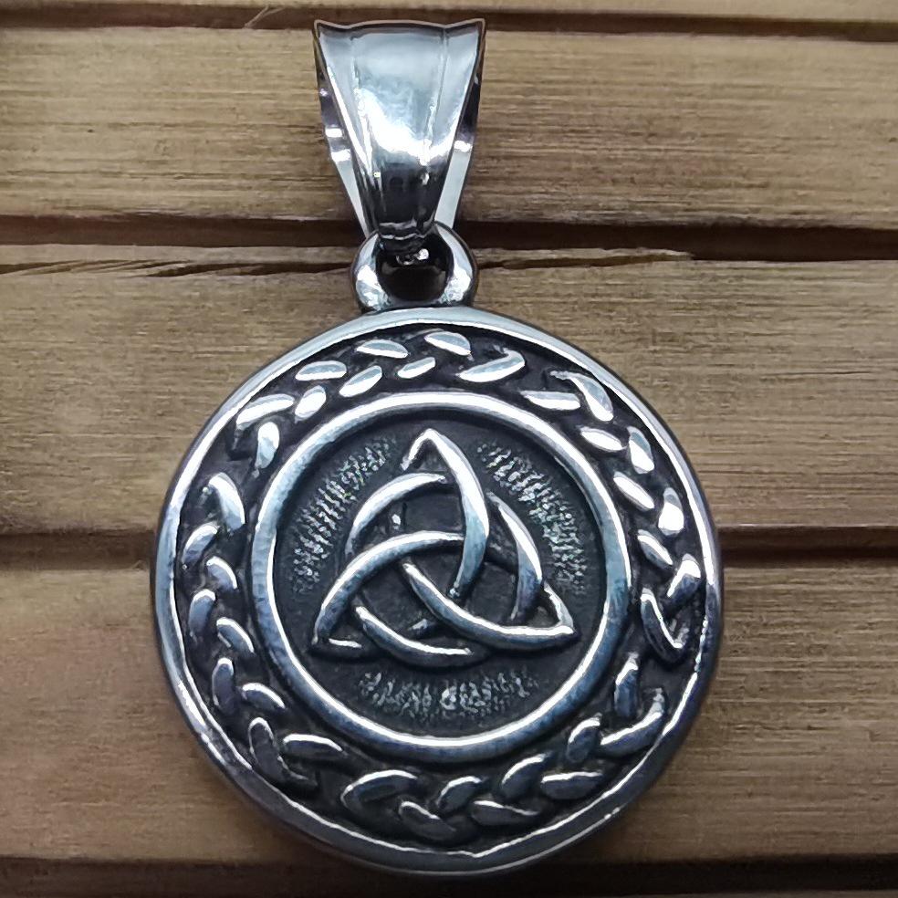 2023 European & American Fashion: Small Round Pendant Collection - 6 Unique Designs