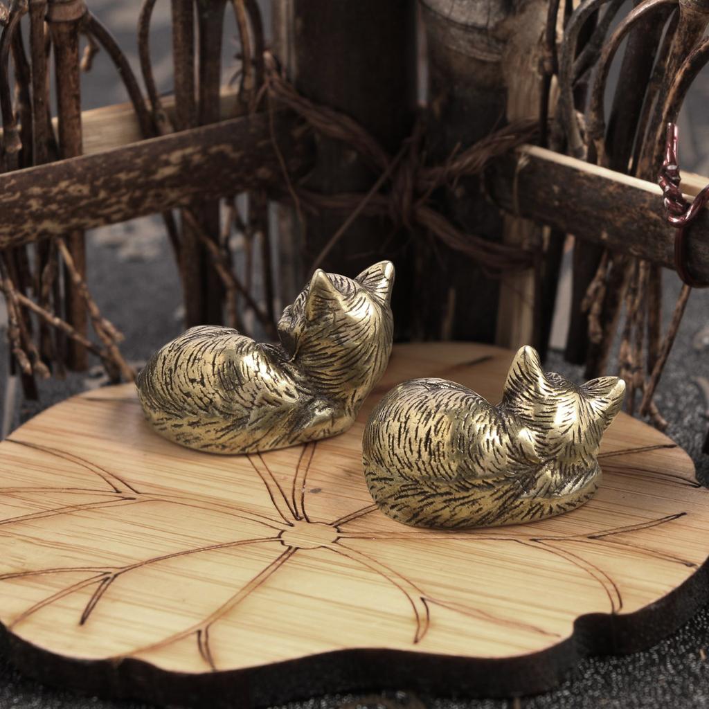 Solid Brass Cats Statue Realistic Animal Figurine Shaped Teas Pet Desk Decoration for Teas Rooms and Study Spaces