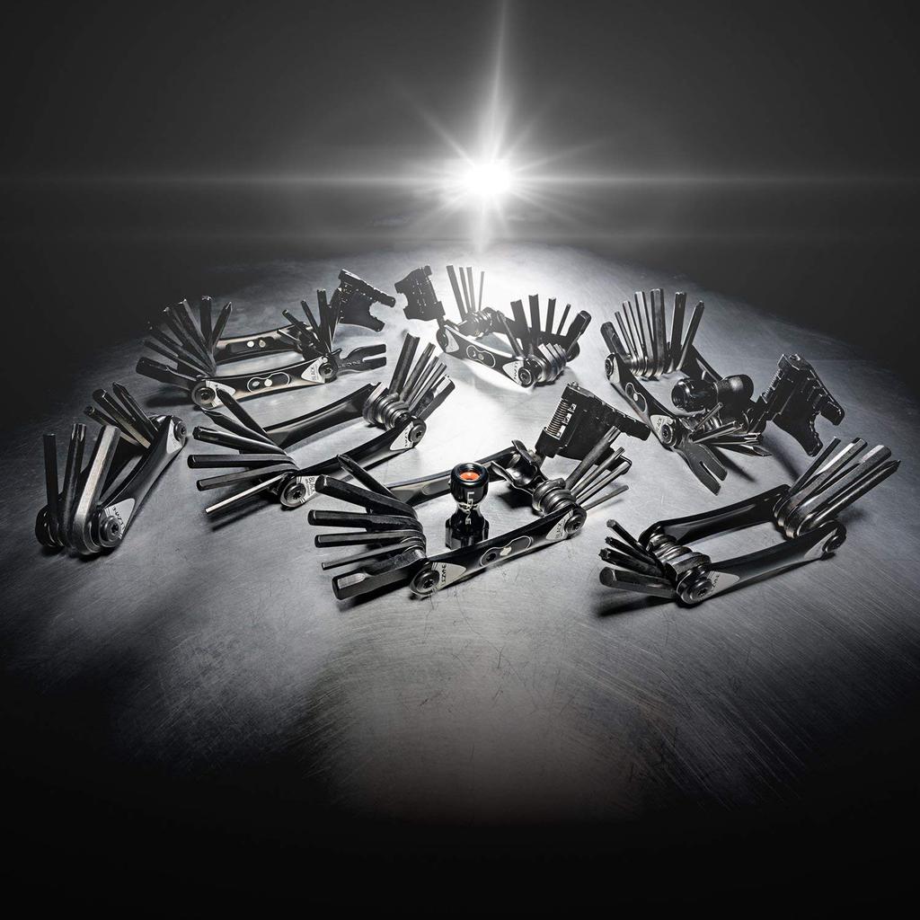 [Originální japonský produkt] LEZYNE Cyklistický přenosný nástroj Multitool RAP II 12 Šestihranný klíč 12 funkcí Kompaktní Odolný Odolný proti korozi Hmotnost