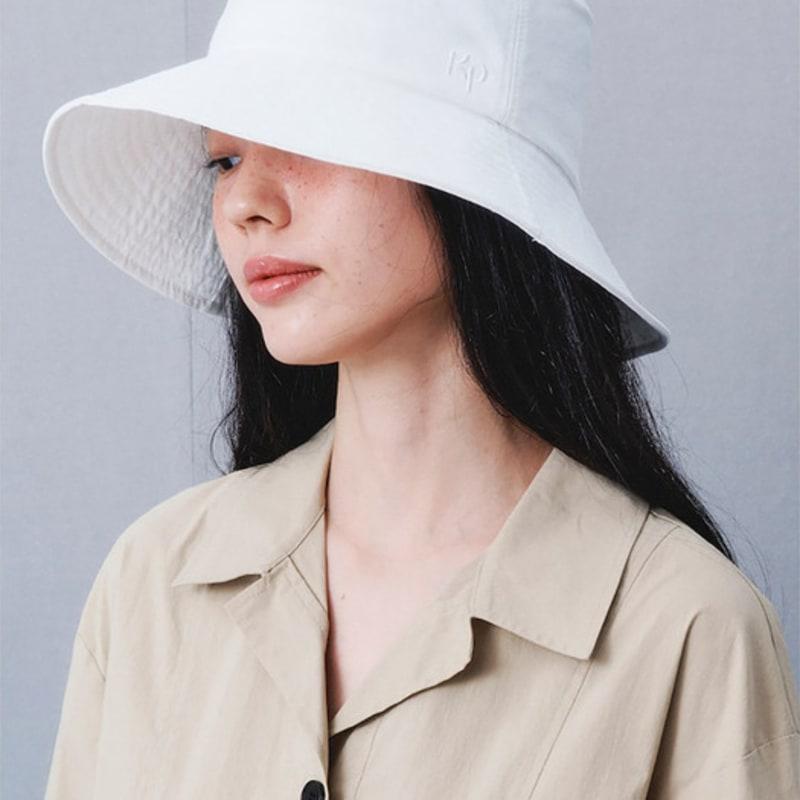 Kuho Plus Wide Bucket Hat White (KE438BM011)