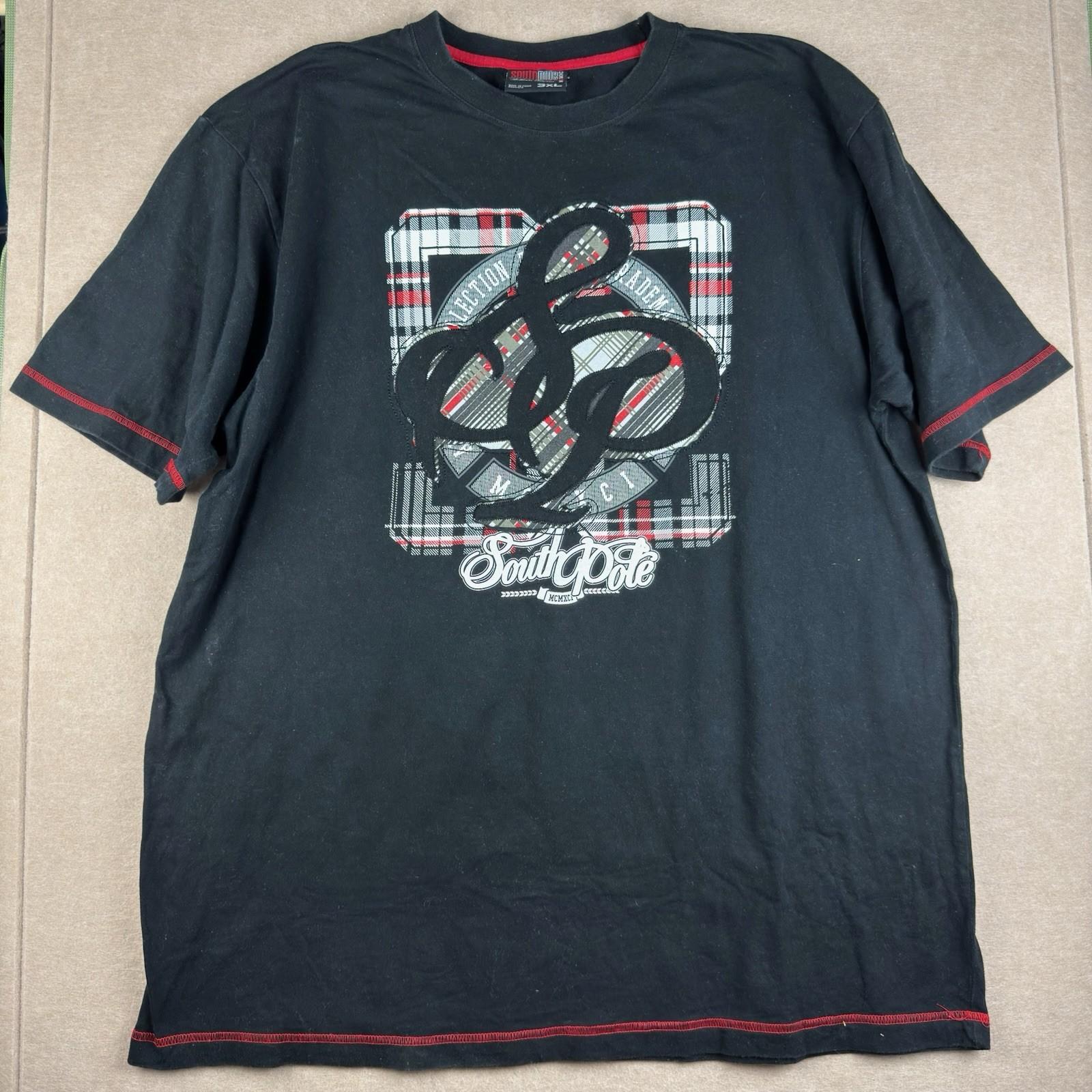 Southpole T- Men 3XL Black Plaid SP Logo Graphic Tee Red Stitching Hip Hop Unisex T-Shirt S