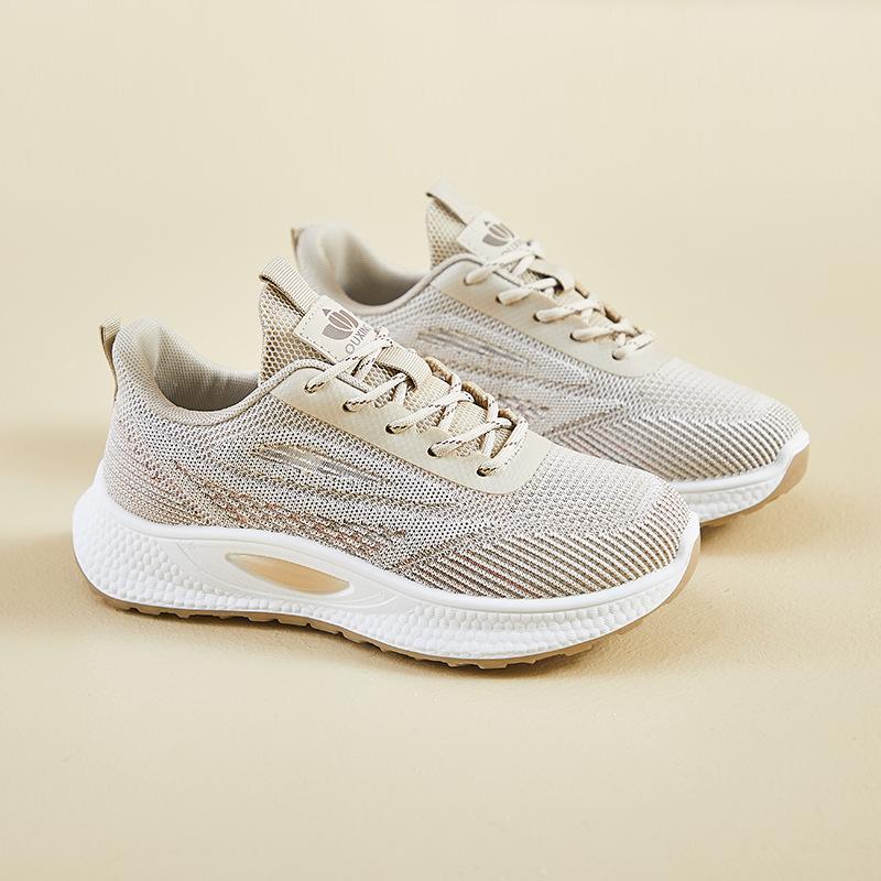 Flying Knitted Sports Shoes for Women In Spring New Style Student Running Casual Shoes To Increase High Street Photography Q1002