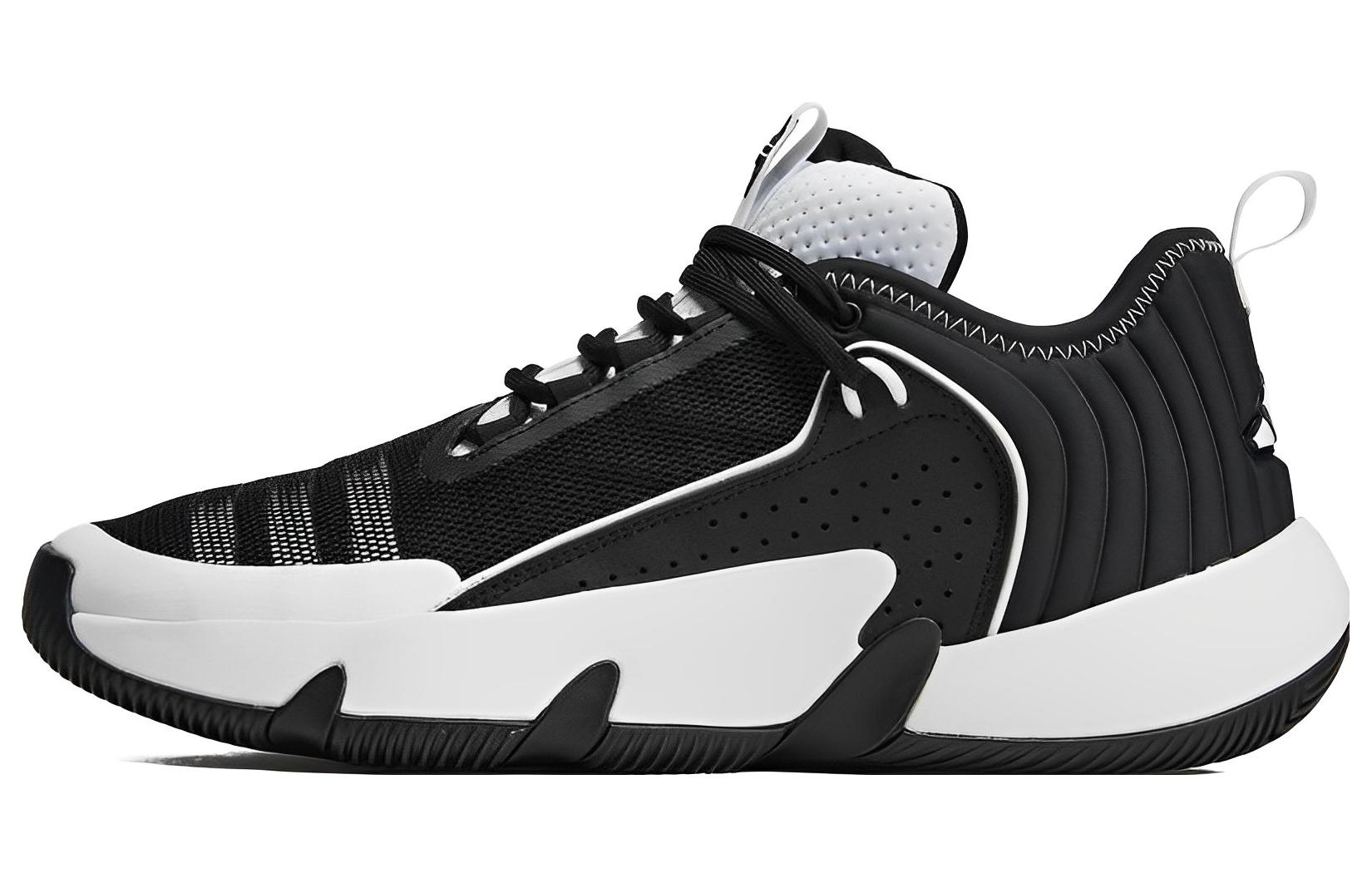 

Trae Unlimited Adidas Black White HQ1020 42