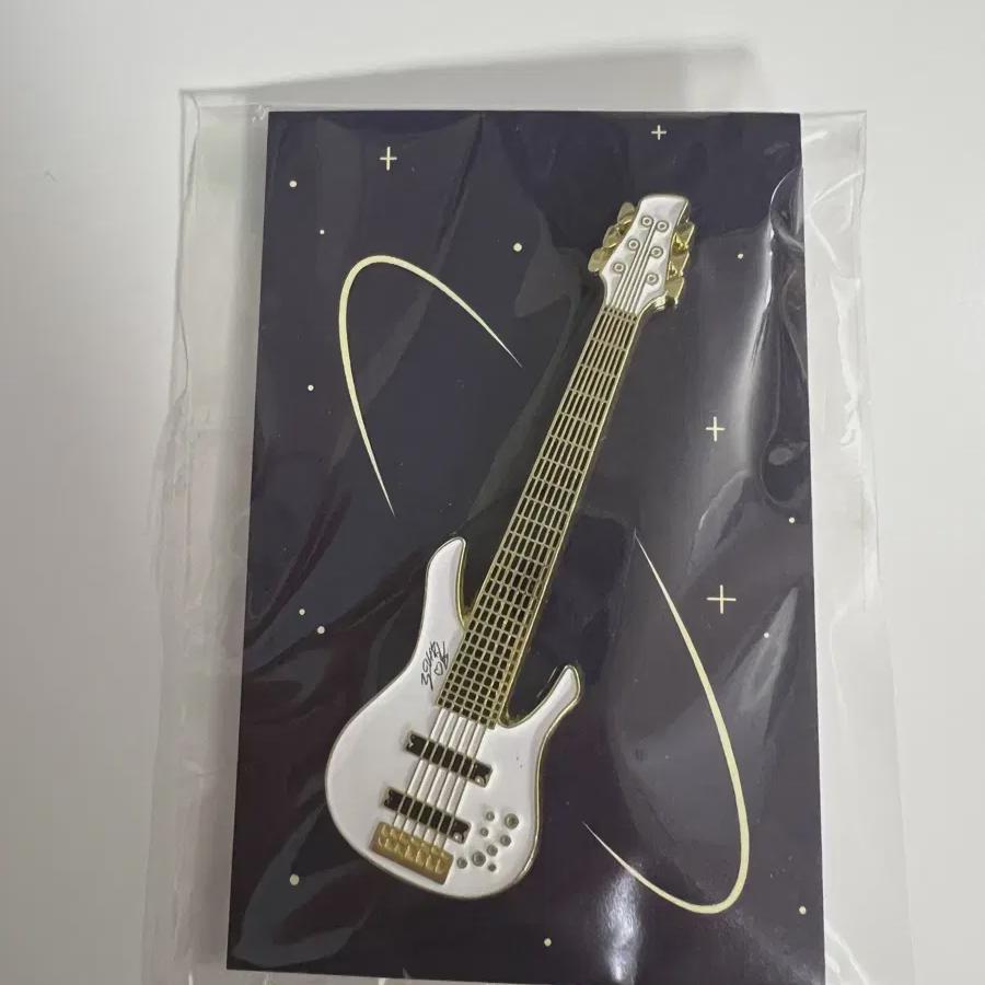 

Люси Чо Вонсан Бас Пэккён Бэдж