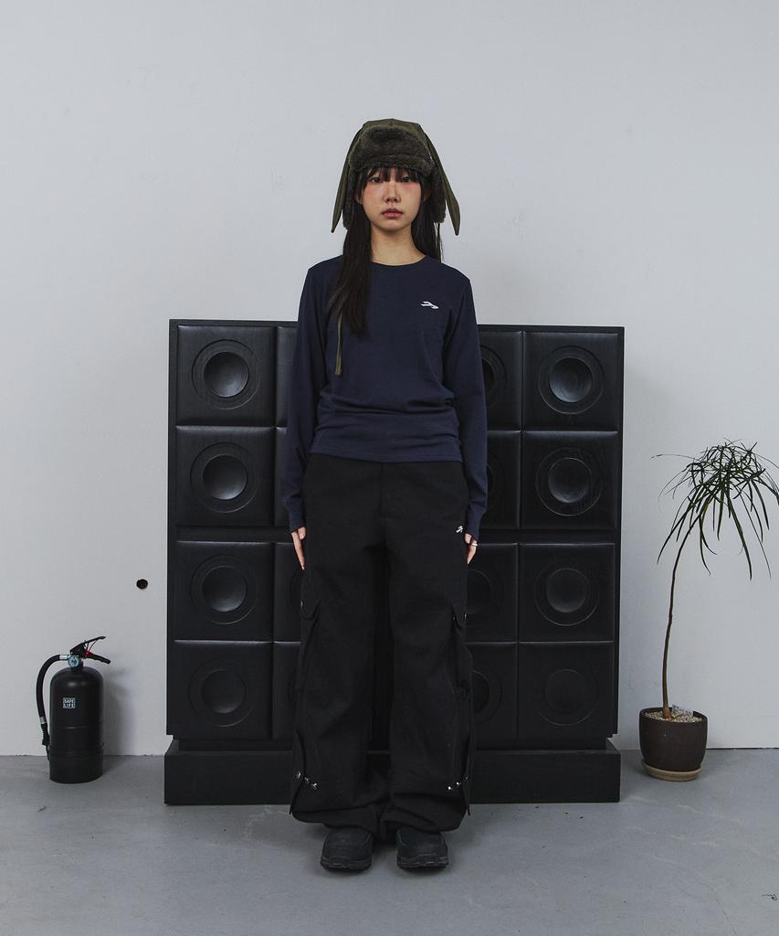 Tansanmageunesyum Cotton Wide Cross Cargo Pants (Black)