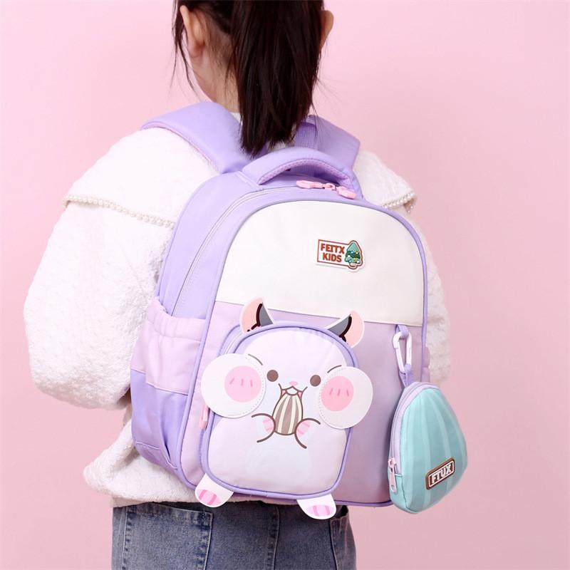 Fun And Trendy Lightweight Backpack For Boys And Girls Featuring Adorable Animal Patterns For School