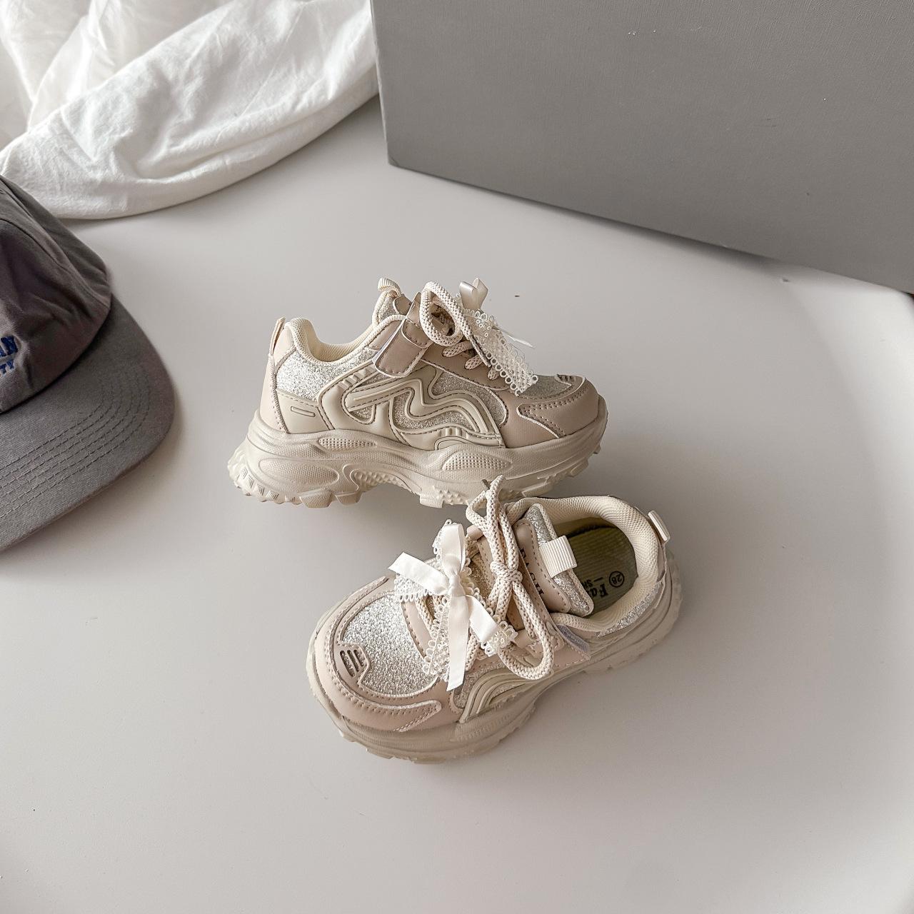 

Обувь для девочек кроссовки осень 2025 новая мода с блестками туфли принцессы корейская версия универсальные папины кроссовки для детей среднего и старшего возраста 31