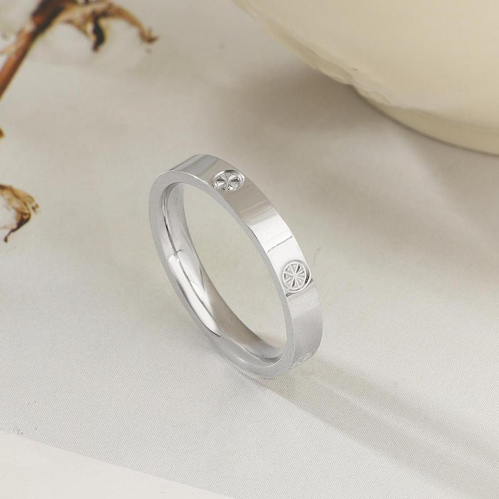 Französischer Retro-Filigran-Sternburst-Ring - Für Damen aus Titanstahl, Galvanisch beschichtet, Leichter Luxus und Nischen-Design.