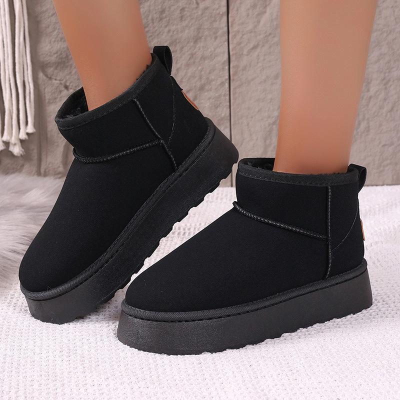 Women Winter Large Size Round Toe Thick Sole Snow Boots Casual Short Tube Velvet Fur Warm Cotton Shoes Solid Color 36-41