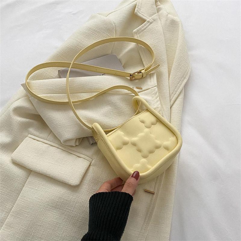 Trendy Minimalist Shoulder Bag For Women 2023 Summer Casual Commuter Crossbody Bag