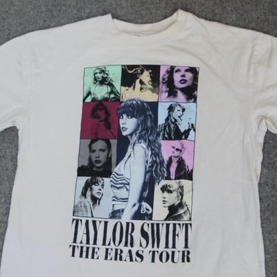 Taylor Swift THE ERAS TOUR T Shirt M Beige Concert Merch Band Tee