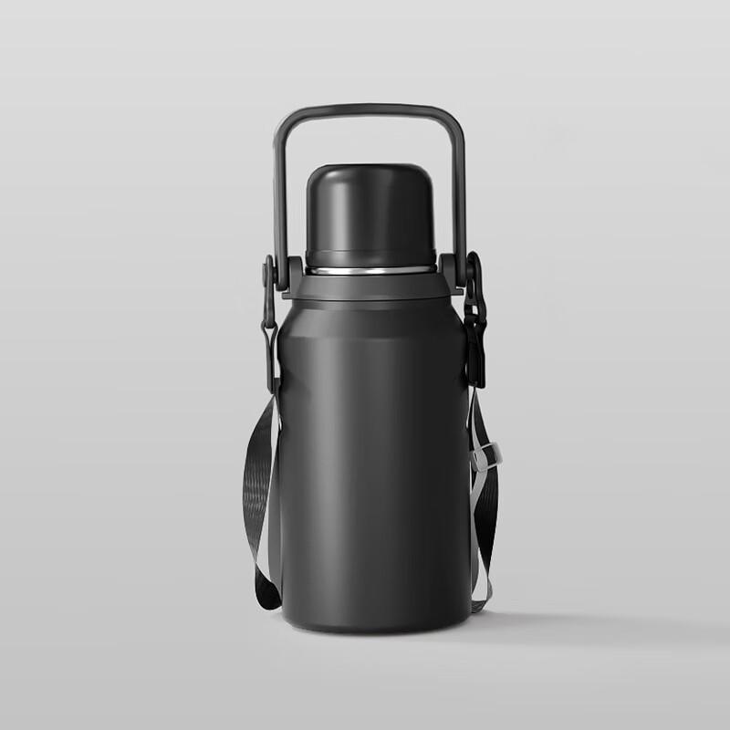 OEING Large Capacity Portable Insulated Water Bottle