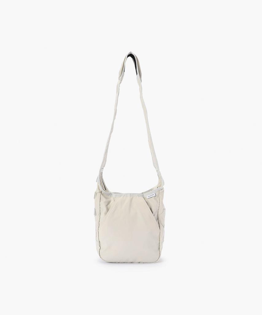 Briefing Hobo Bag Tall S_Off-White