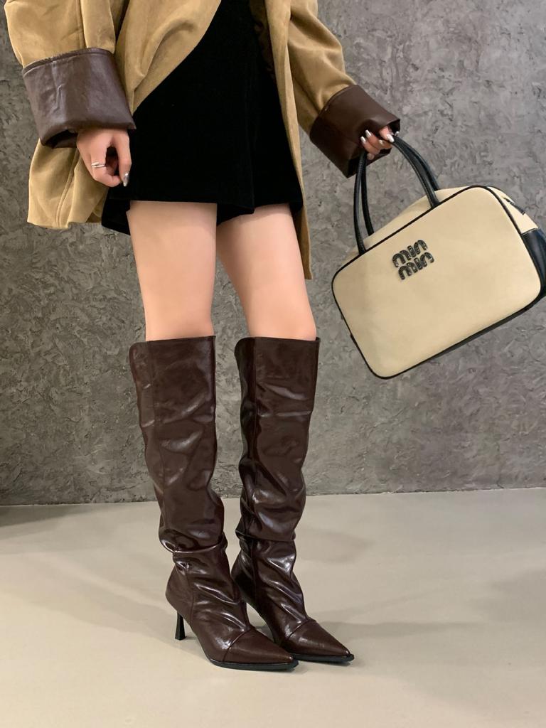 2025 autumn and winter new pleated design black leather boots, wearing soft-soled thin knight boots for women
