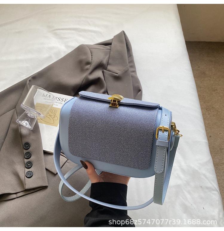 Internet celebrity box women's bag 2025 new Korean version small square bag niche design underarm contrasting color portable underarm bag