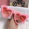 Okulary przeciwsłoneczne w stylu vintage w kształcie serca soczewki o wysokiej przezroczystości modne retro dekoracyjne okulary przeciwsłoneczne Cosplay dla kobiet