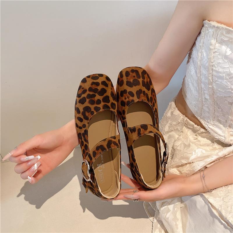 Super fire belt buckle Mary Jane shoes summer new design sense flat buckle single shoes round head ballet single shoes